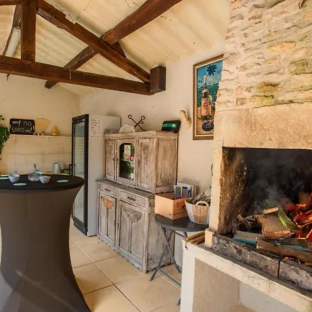 Lavende Feriehus Dégagnac