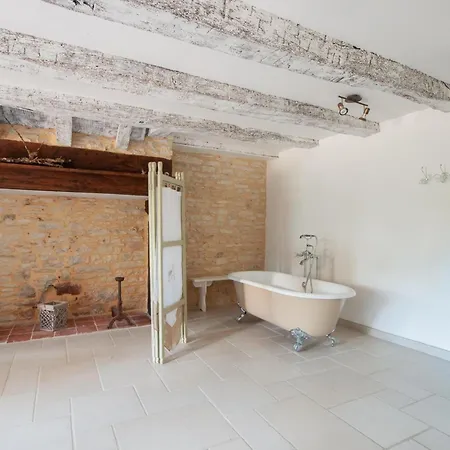 Lavende Holiday home Degagnac