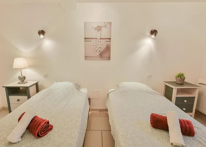 Lavende Tatil Evi Dégagnac